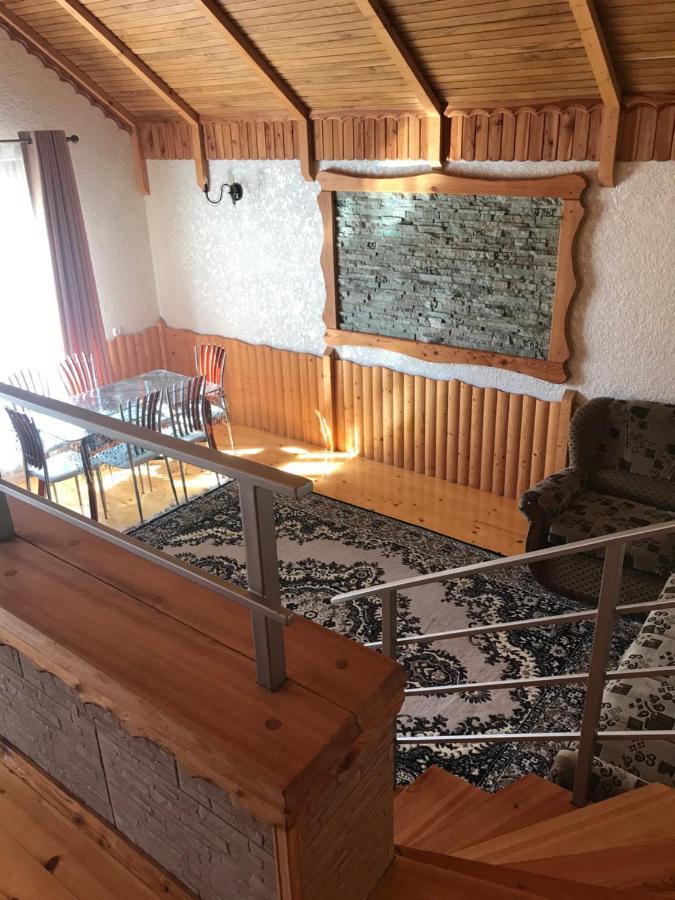 Vacation Home Yabluniv Extérieur photo