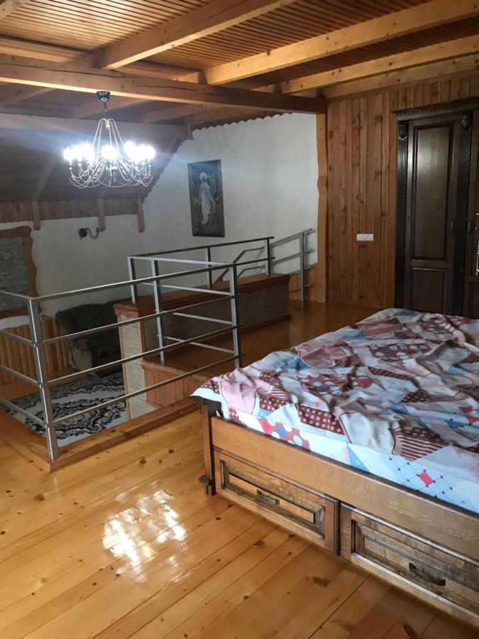 Vacation Home Yabluniv Extérieur photo